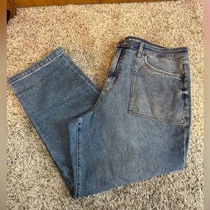 Women’s Stylish Blue Straight Leg Jeans